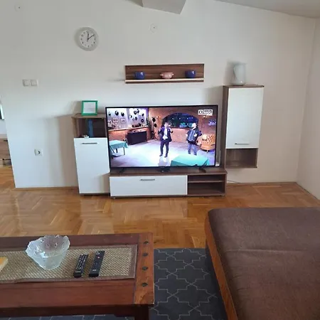 Zvezdica -smederevo, Netflix * Smederevo