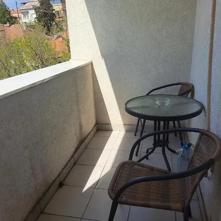 Zvezdica -smederevo, Netflix Apartment