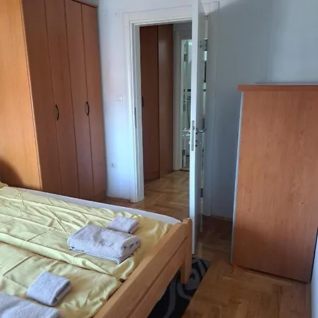 Zvezdica -smederevo, Netflix Apartment *